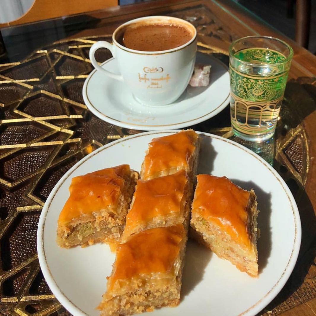 , Turkish Coffee, Finest Ground, Authentic, Milled and Medium Roasted Arabica Beans, Tray Gift Ideas for Birthday, Christmas
